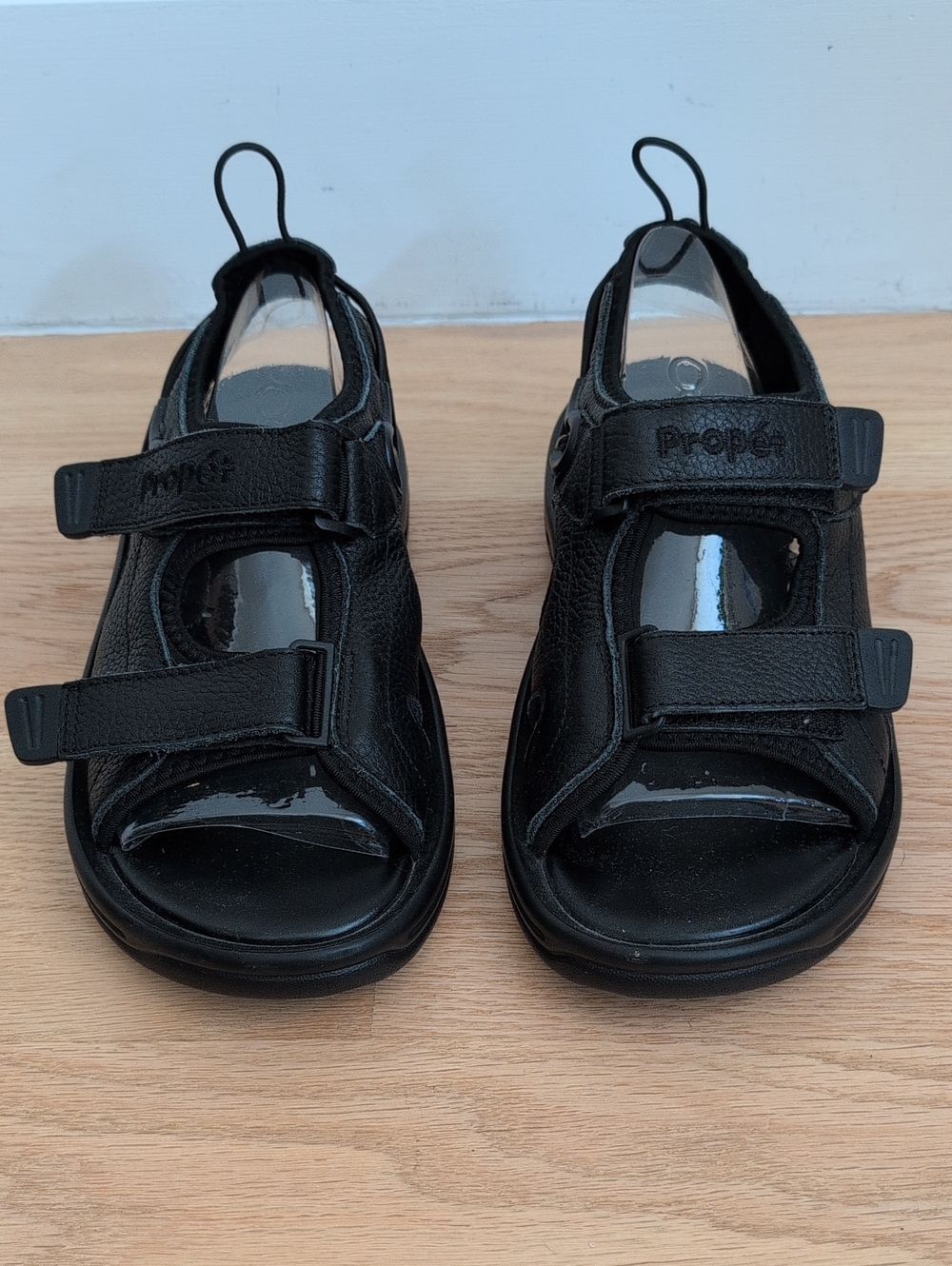NWOT Propet Surfwalker II Men Black Leather Orthotic Walking Sport Sandals 8 M